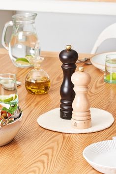 Cole & Mason 2 Piece Salt and Pepper Mill Capstan Gloss Gift Set