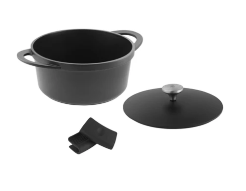 MW CAST LITE N/S CASSEROLE BLACK 24CM/4.2L GB