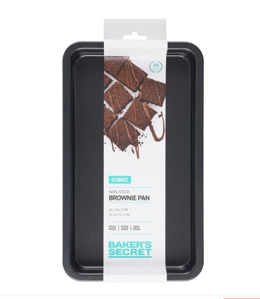 Non-stick brownie baking pan for even baking