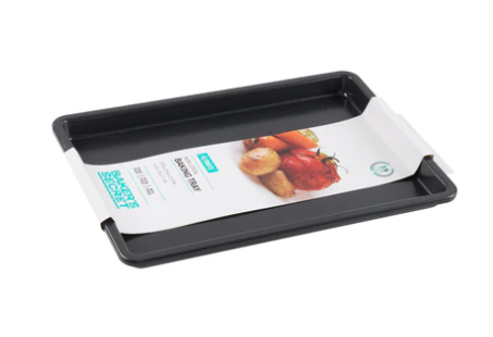 Baker’s Secret durable roasting tray with non-stick coating