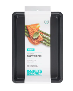 Baker’s Secret medium non-stick roasting pan for baking and roasting