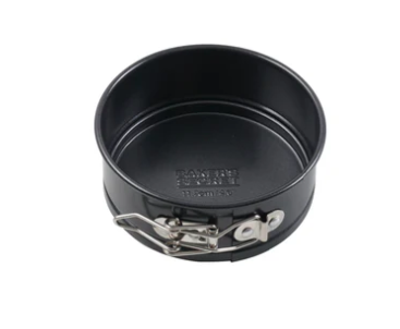Durable non-stick springform baking pan for even cake release