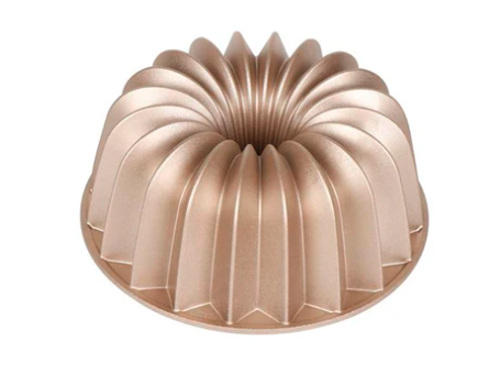 Baker’s Secret non-stick fluted French wreath cake pan cast aluminium for baking cakes