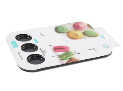 Non-stick macaron baking pan for perfect round cookies