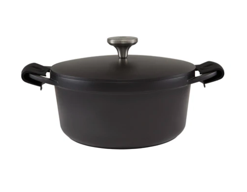 Maxwell & Williams Cast Lite 24cm 4.2L Non-Stick Casserole in Black with Lid