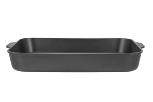 Maxwell & Williams Cast Lite Black Non-Stick Roasting Pan 38 x 28cm for roasting meats, vegetables, and baking