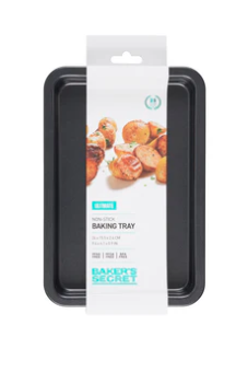 Non-stick baking tray for oven baking and roasting