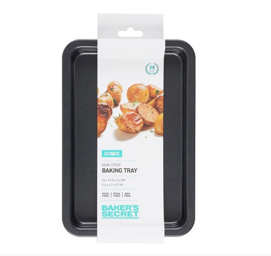 Non-stick baking tray for oven baking and roasting