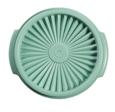 Set of three 600ml Tupperware kitchen bowls with matching lids
