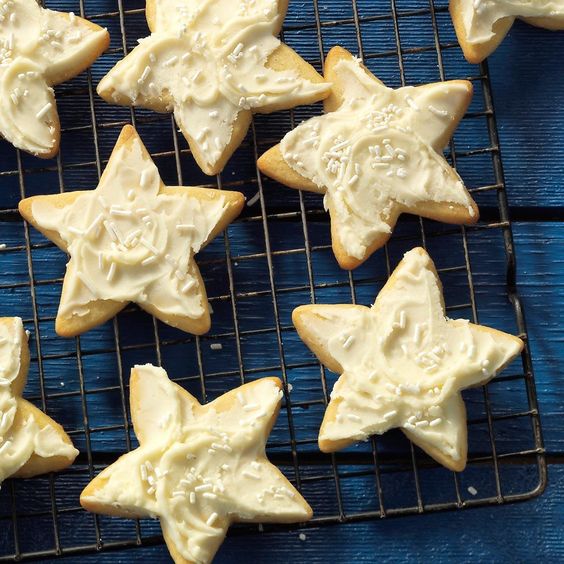 Star Cookie Cutter Yellow 7cm