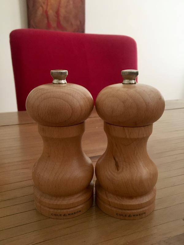 Cole & Mason Capstan Pepper Mill in Beechwood 12cm