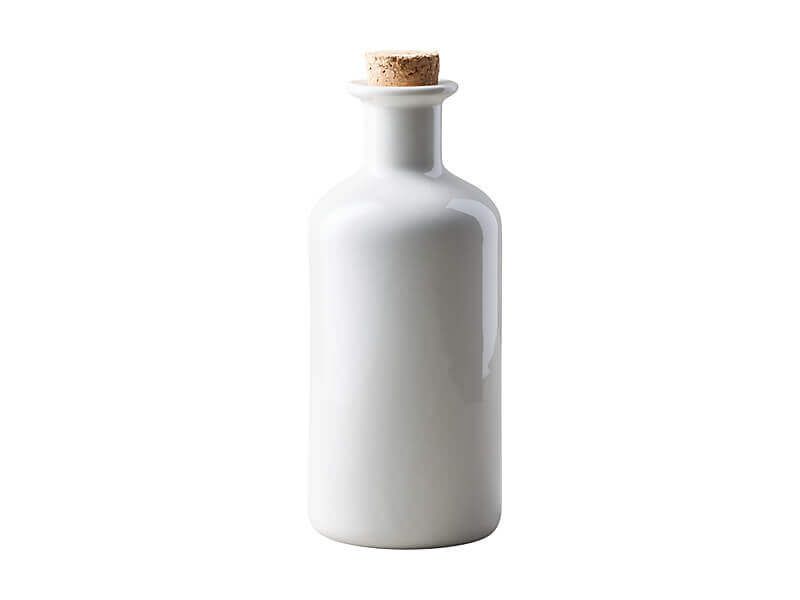 Maxwell and Williams Epicurious Oil Bottle White 500ml