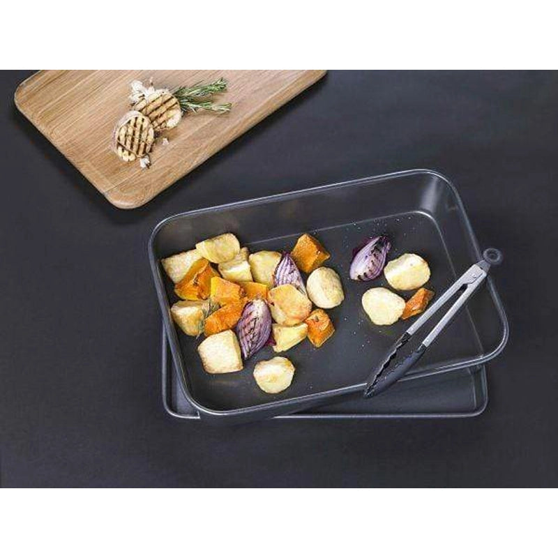 MasterPro Non-Stick Roaster 33cm x 23cm