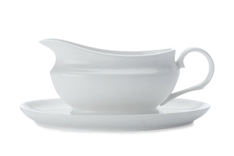 Maxwell & Williams White Basics Gravy Boat and Saucer 550ml