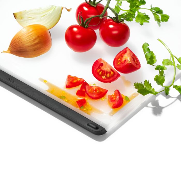 Oxo Cutting Board 27cm x 19cm