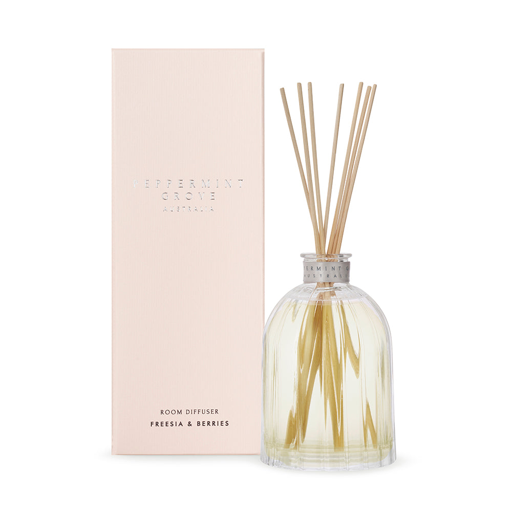 Peppermint Grove Diffuser Freesia Berries 350ml