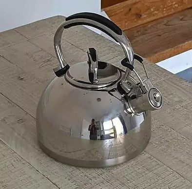 Essteele Per Vita Stainless Steel Kettle 1.9Litres