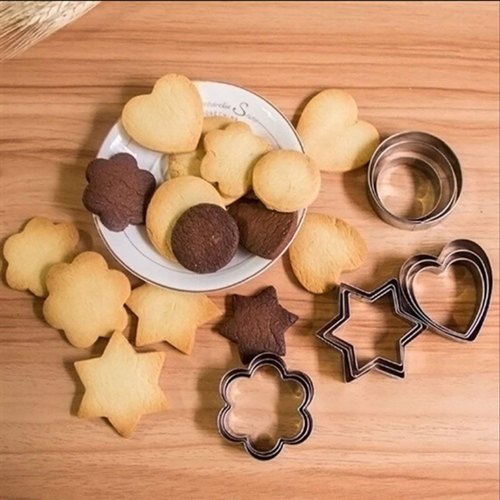 DLine Cookie Cutters Aspic Set of 12 Pieces