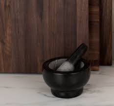 Avanti Mortar and Pestle Marble Black Footed 13cm