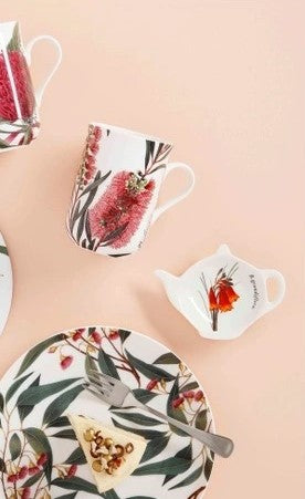 Maxwell & Williams Bottlebrush porcelain mug 300mL with botanical artwork