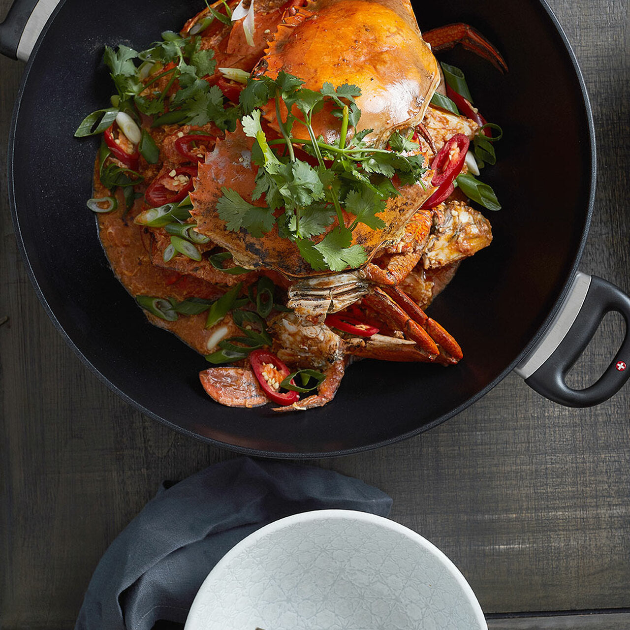 Large Swiss Diamond Classic wok 5L ideal for stir fry, sauté and deep cooking