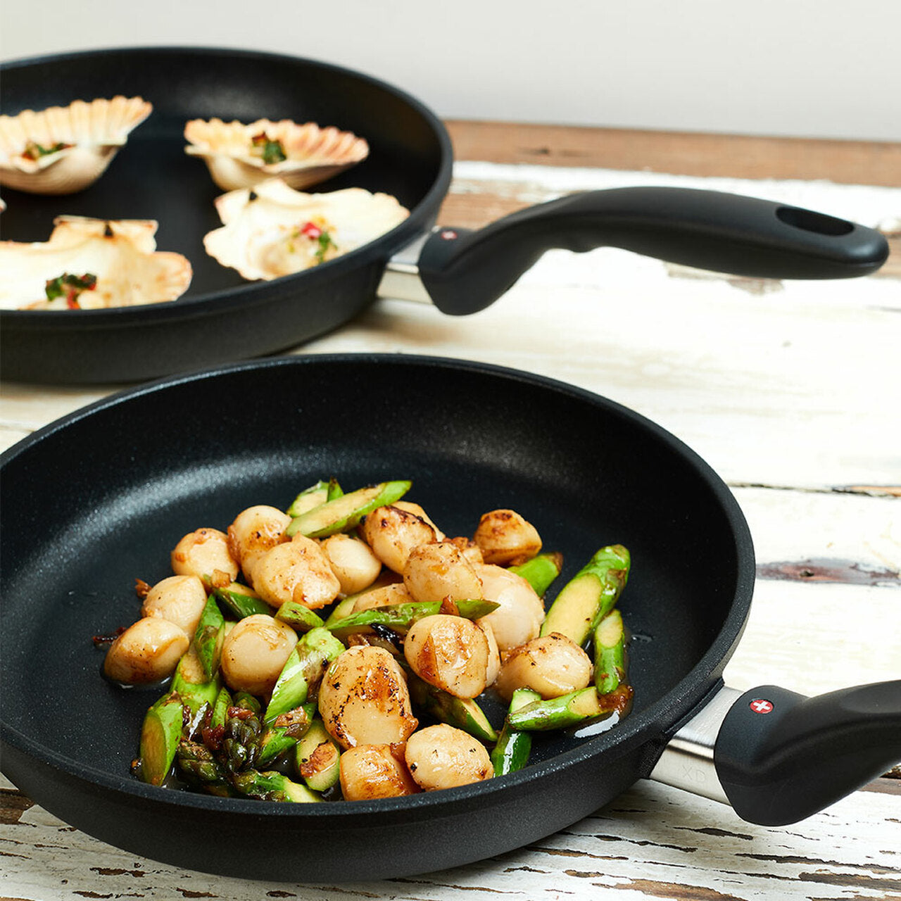 Nonstick cooking surface of Swiss Diamond XD Induction Fry Pan Twin Pack