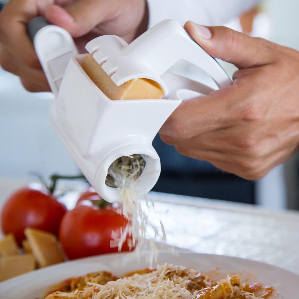 Zyliss Rotary Grater Fine helping with effortless kitchen preparation